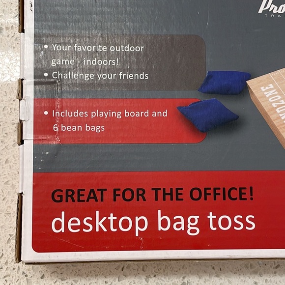 Desktop Bag Toss Game With 6 Mini Beanie Bags Included - Great For The Office! - Picture 7 of 7
